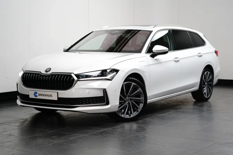 Škoda Superb (2024)