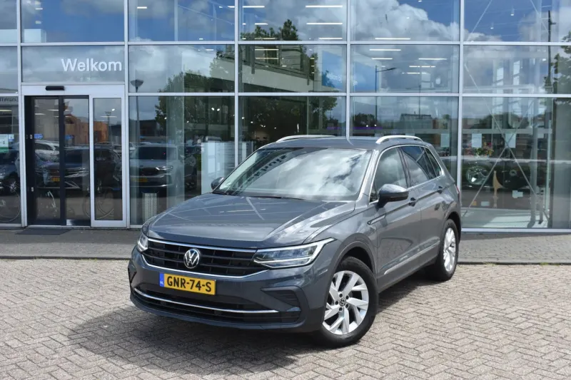 Volkswagen Tiguan (2023)