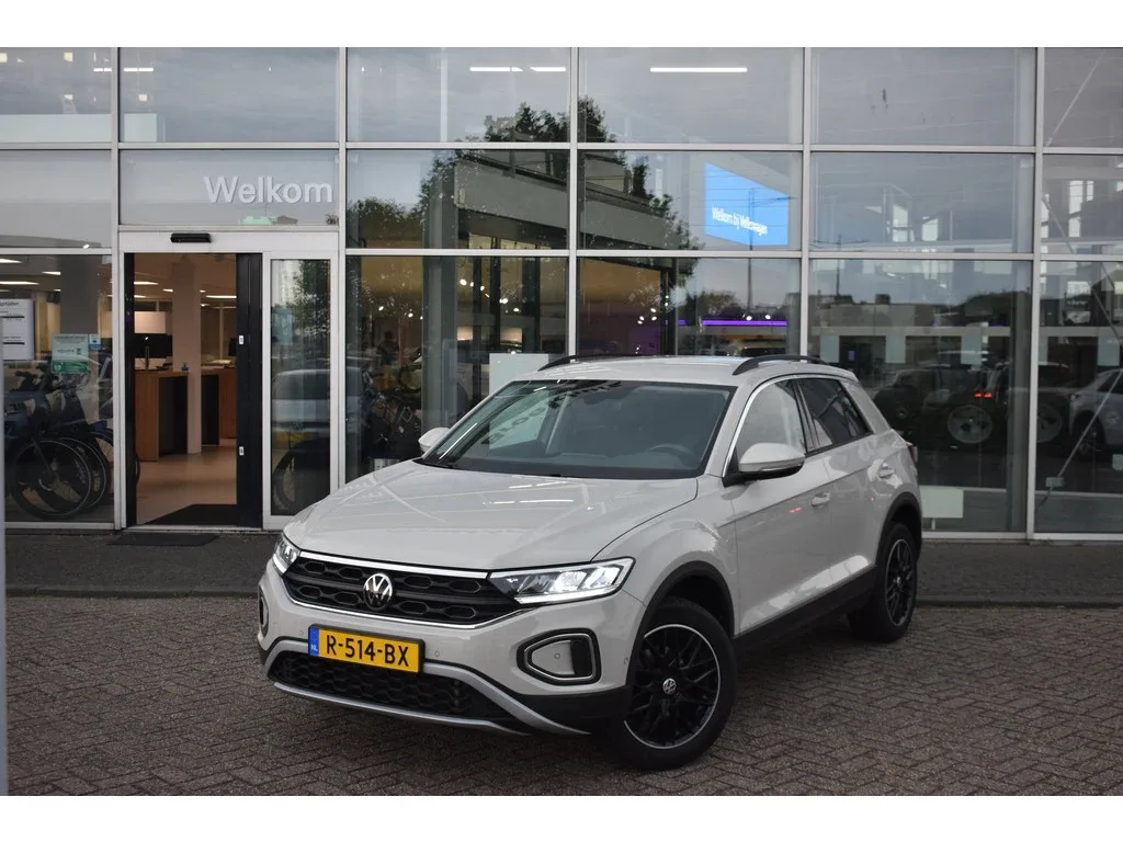 Volkswagen T-Roc (2022) — foto 1