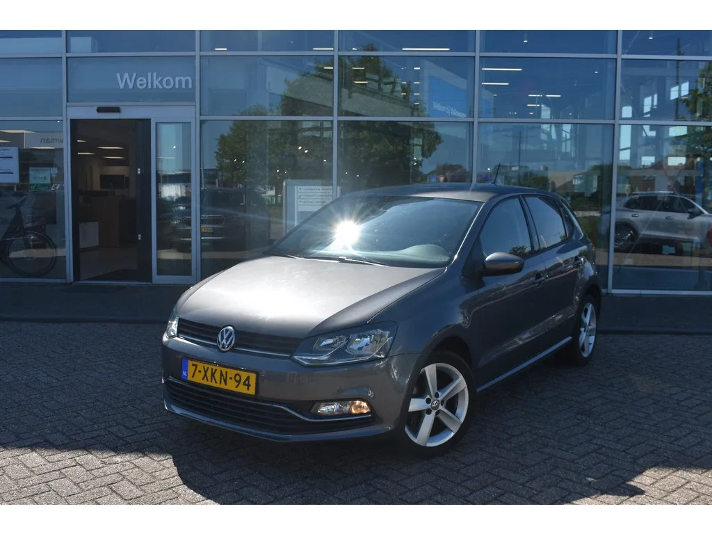 Volkswagen Polo (2014) — foto 1