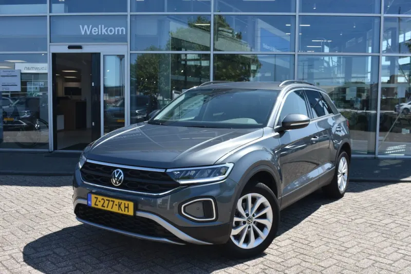 Volkswagen T-Roc (2024)