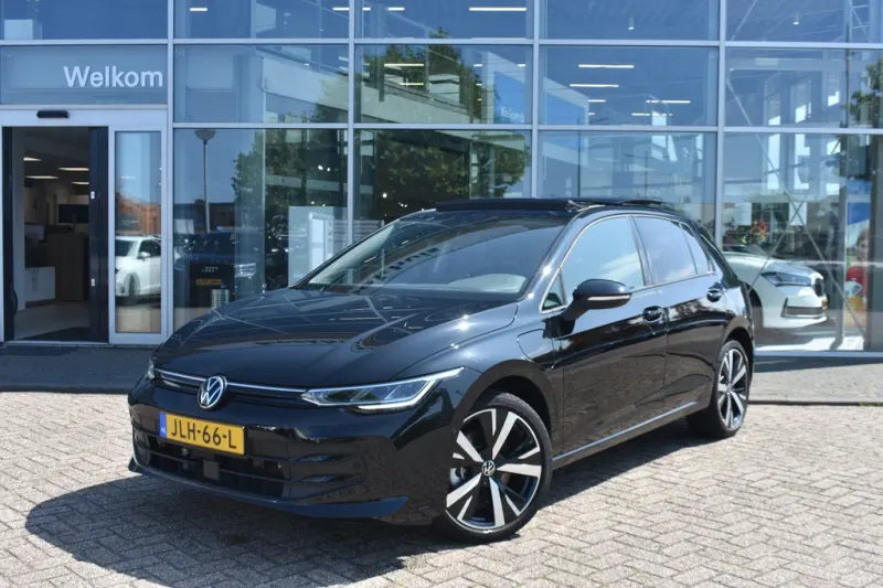 Volkswagen Golf (2025)