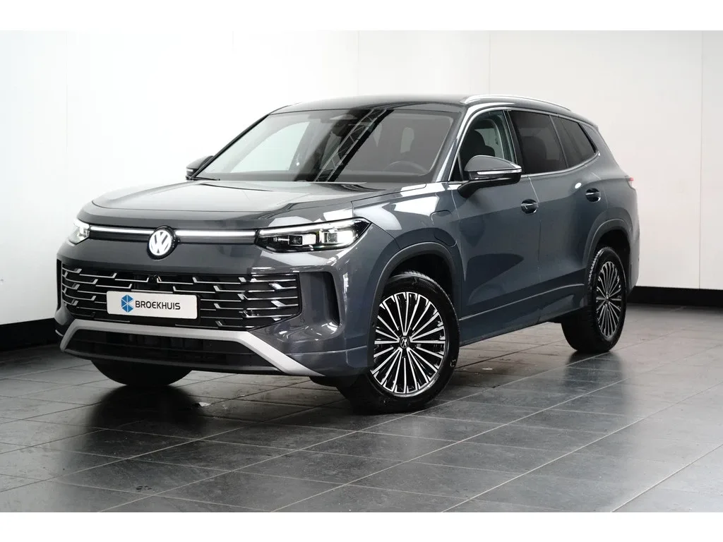 Volkswagen Tayron (2025) — foto 1