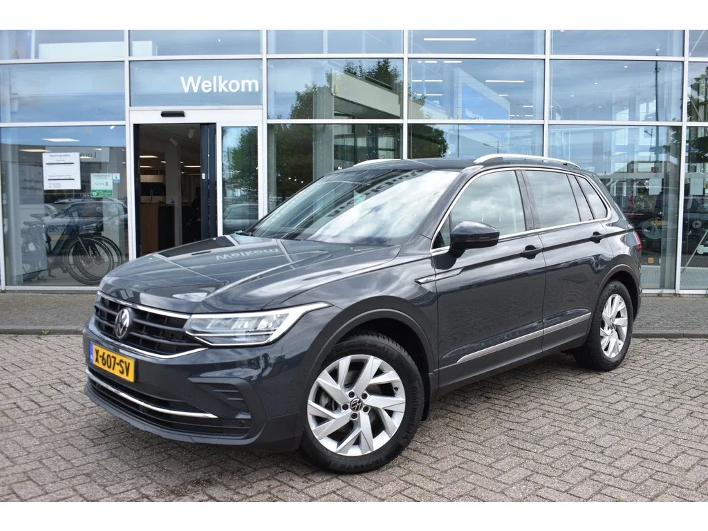 Volkswagen Tiguan (2023) — foto 1