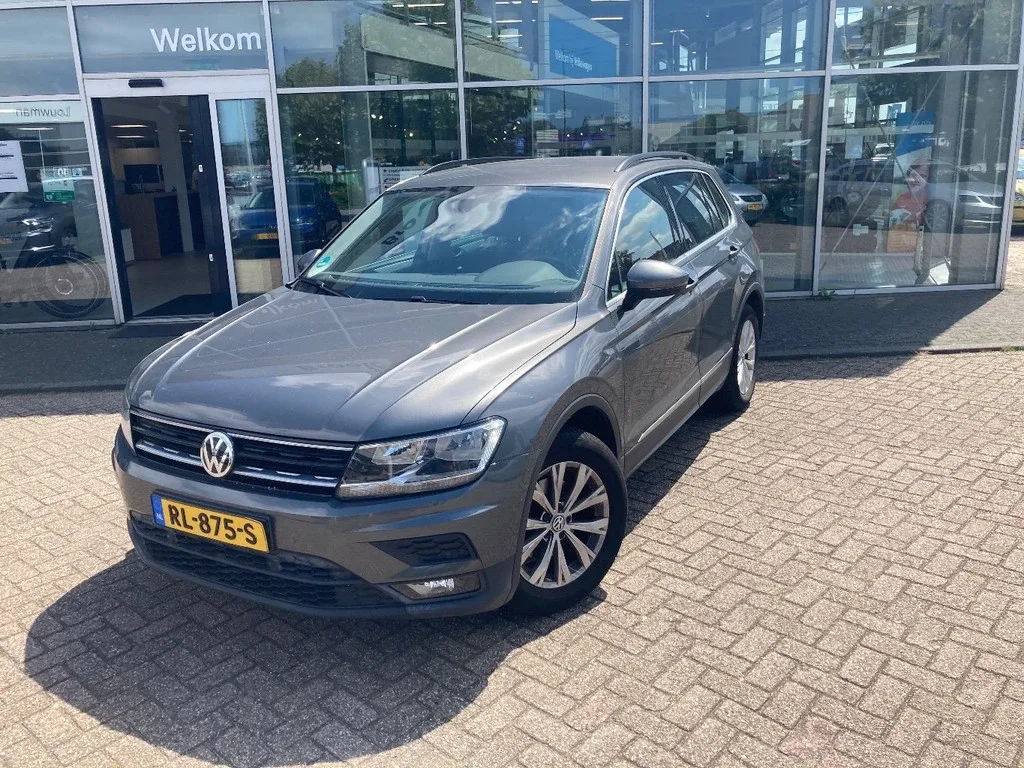 Volkswagen Tiguan (2018) — foto 1