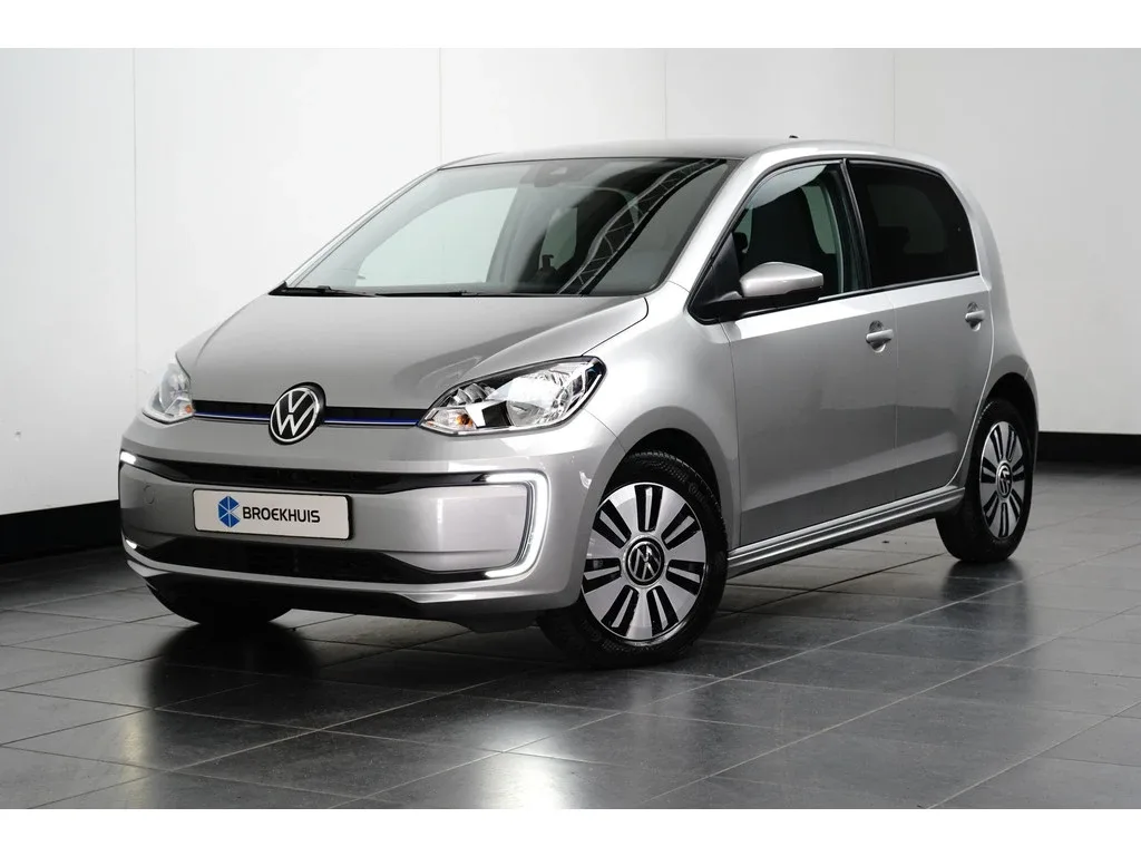 Volkswagen E-Up! (2022) — foto 1