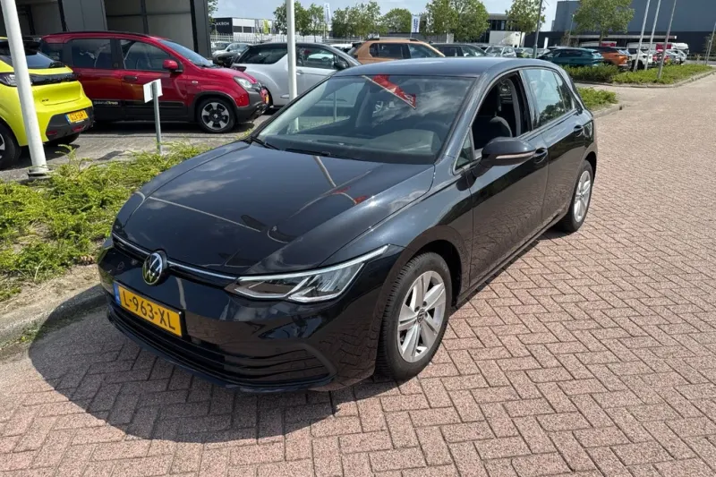 Volkswagen Golf (2021)