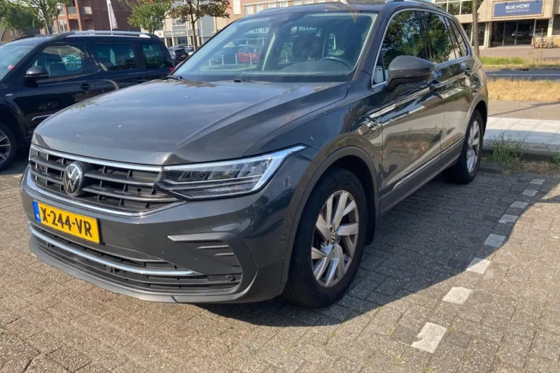 Volkswagen Tiguan (2022)