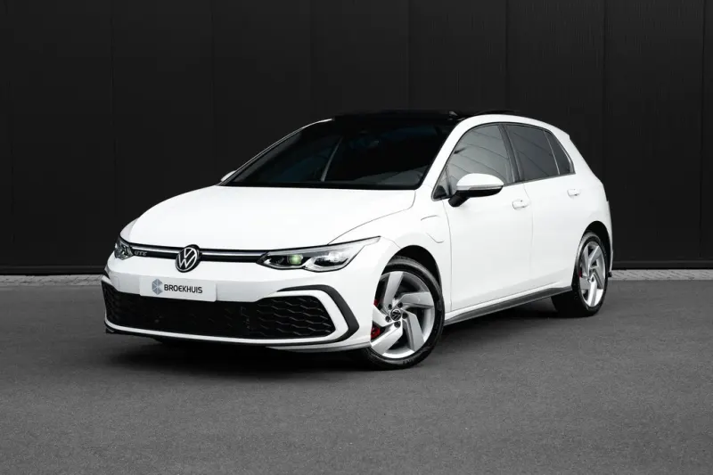 Volkswagen Golf (2022)