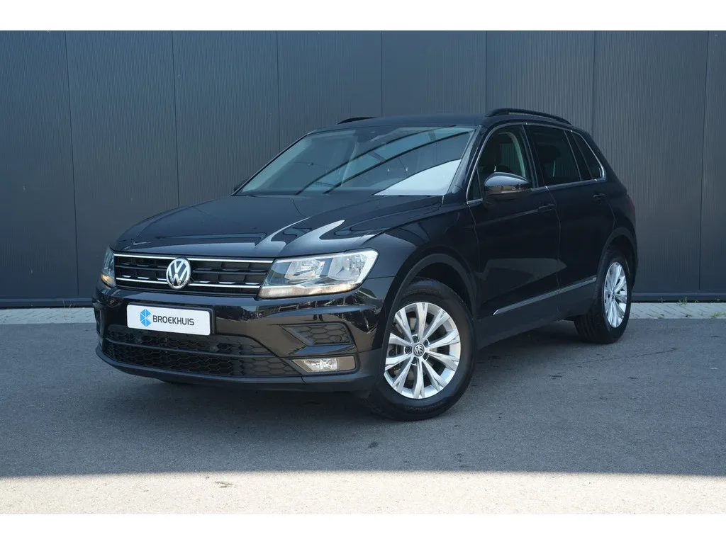 Volkswagen Tiguan (2020) — foto 1