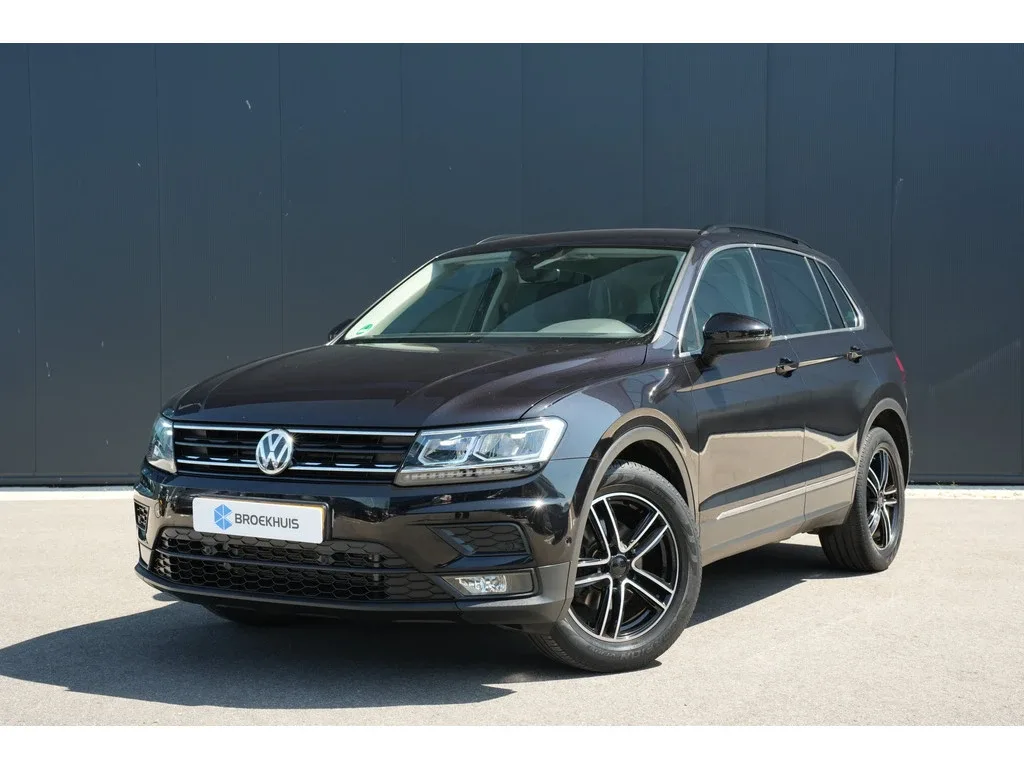 Volkswagen Tiguan (2018) — foto 1
