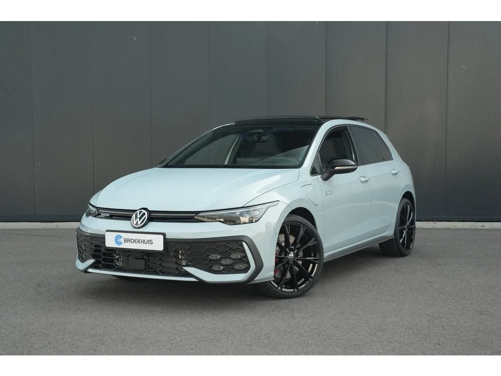 Volkswagen Golf (2026) — foto 1