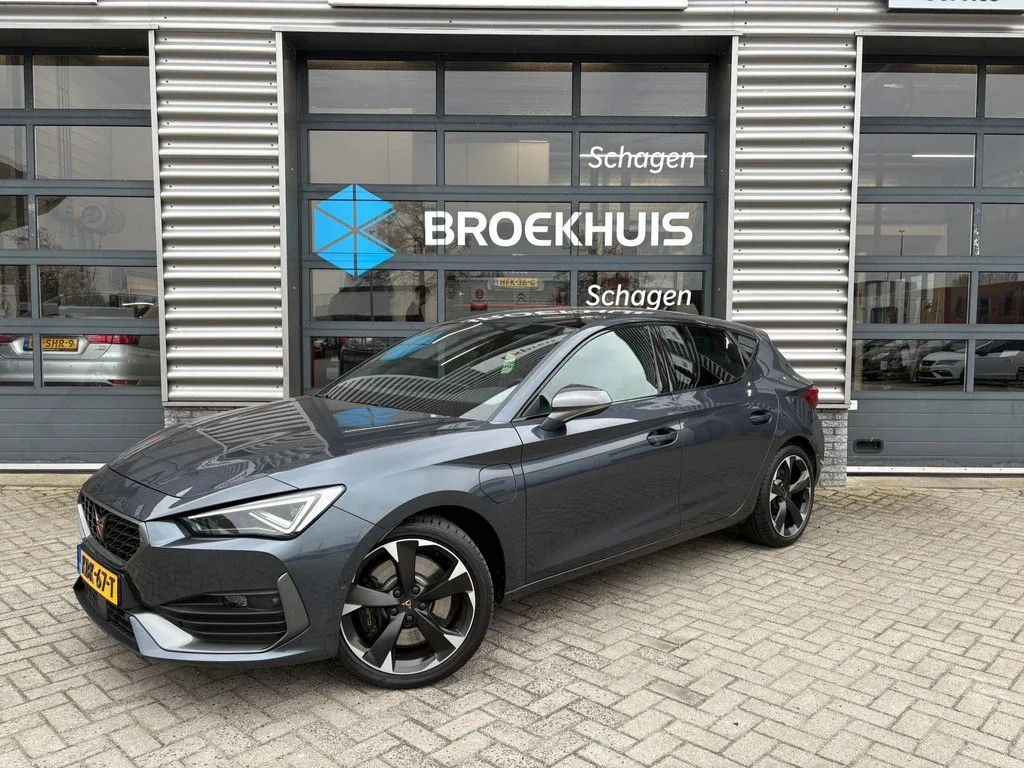 CUPRA Leon (2024) — foto 1