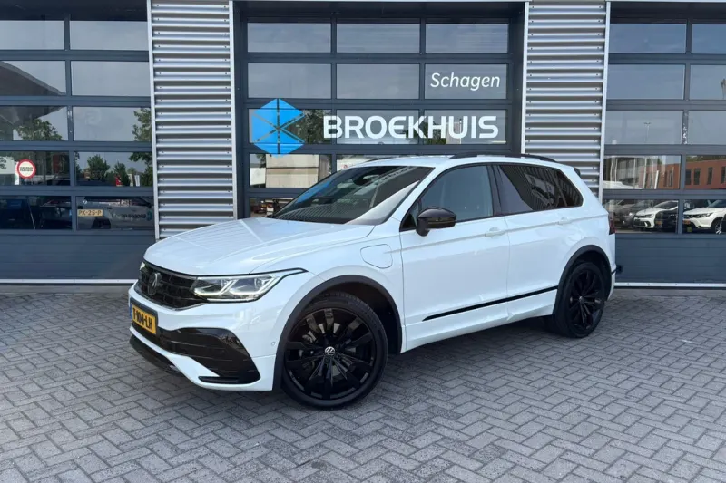 Volkswagen Tiguan (2023)