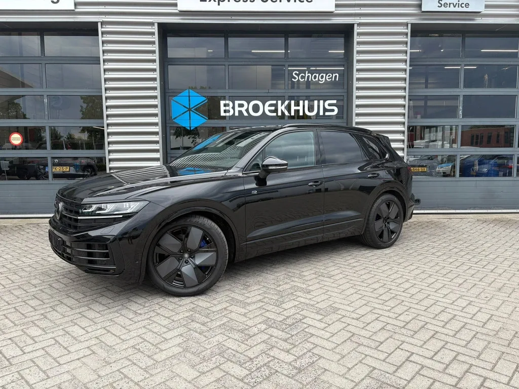 Volkswagen Touareg (2025) — foto 1