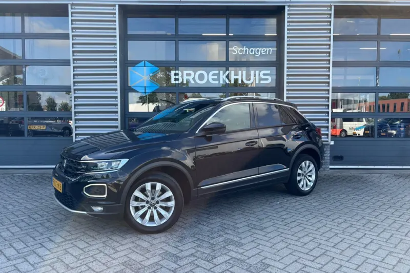 Volkswagen T-Roc (2022)