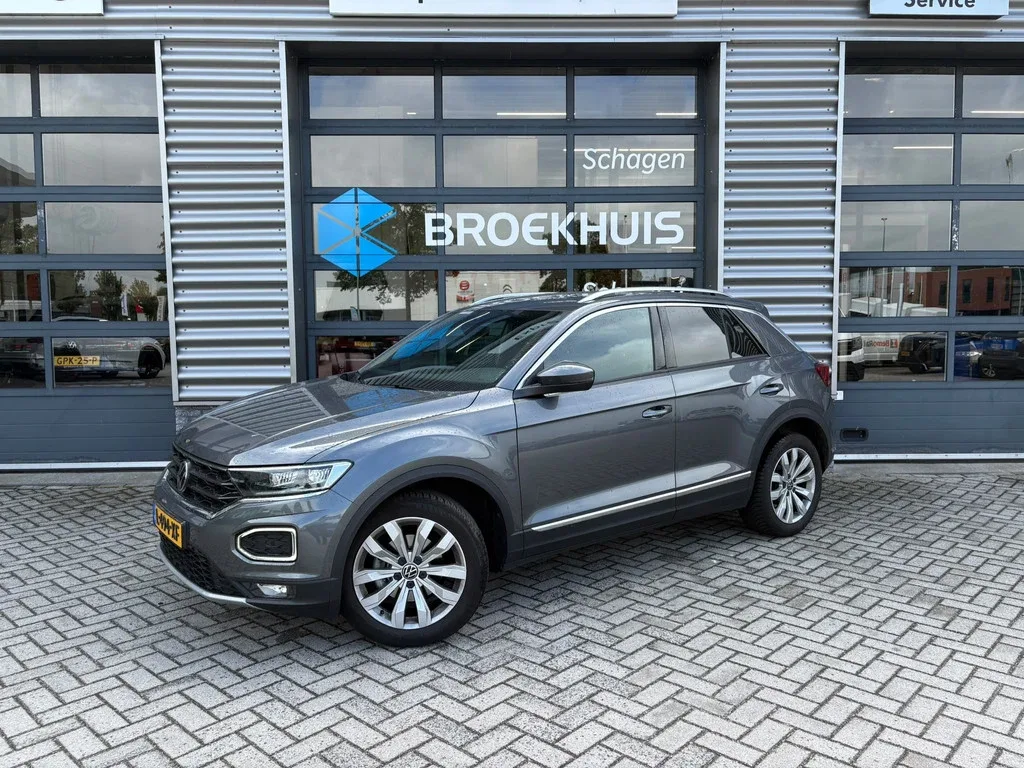 Volkswagen T-Roc (2021) — foto 1