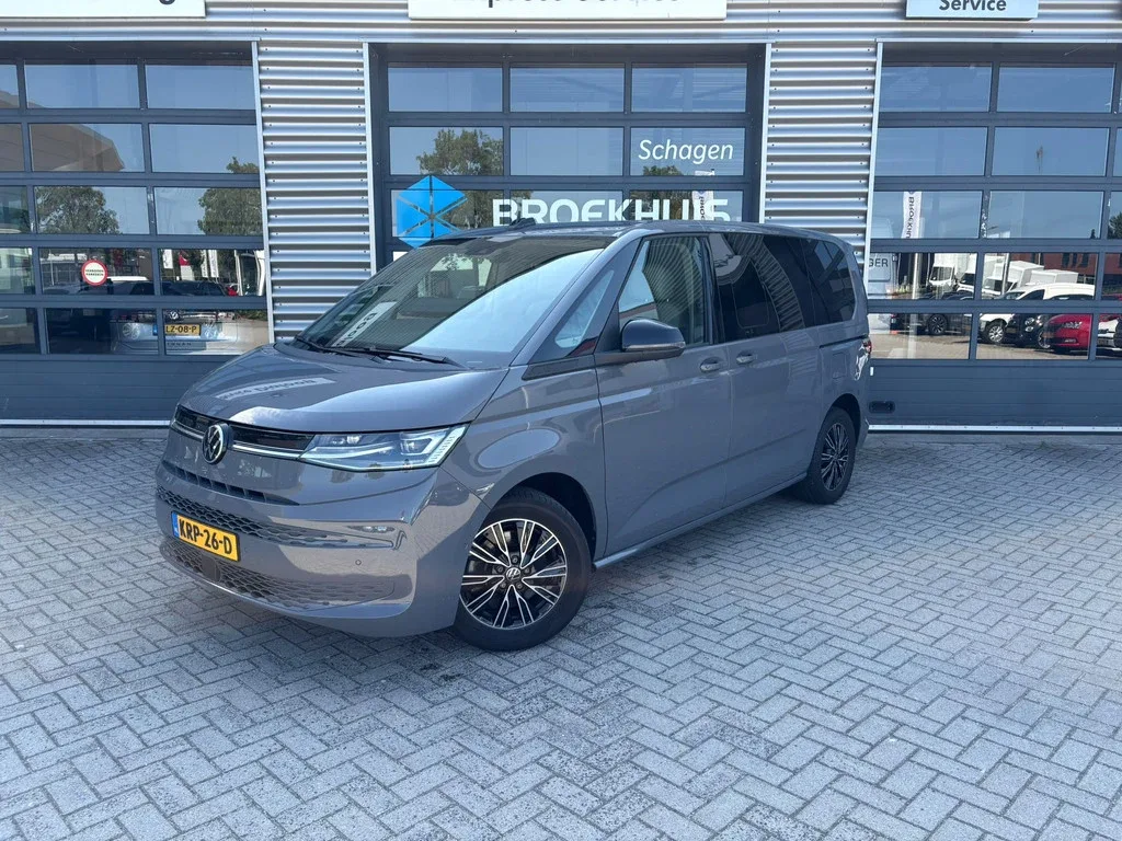 Volkswagen Multivan (2023) — foto 1
