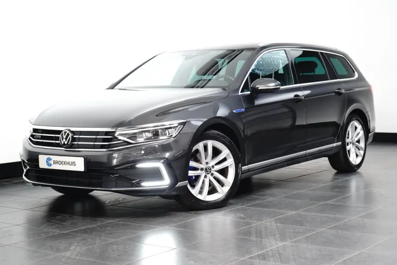 Volkswagen Passat (2023)