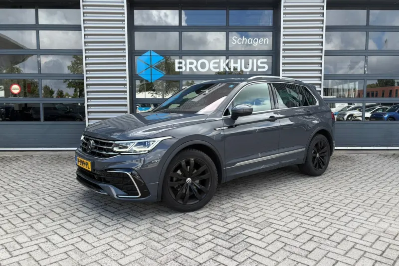 Volkswagen Tiguan (2022)