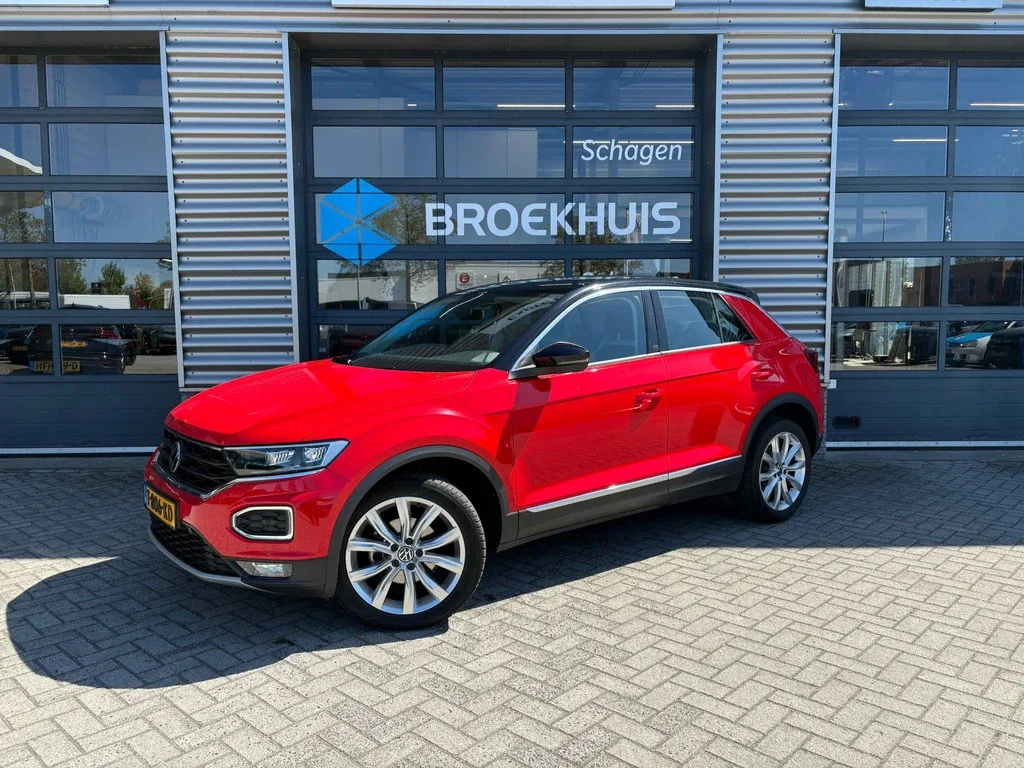 Volkswagen T-Roc (2020) — foto 1