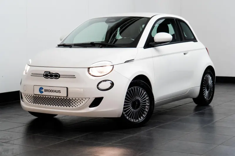 Fiat 500e (2023)
