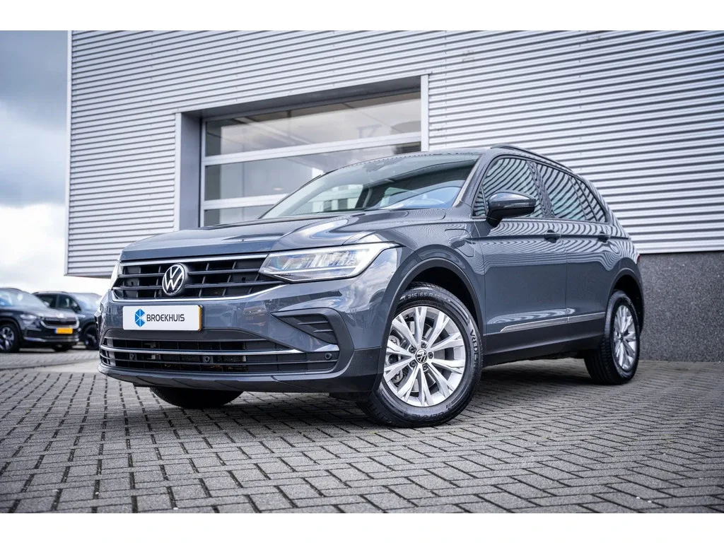 Volkswagen Tiguan (2023) — foto 1