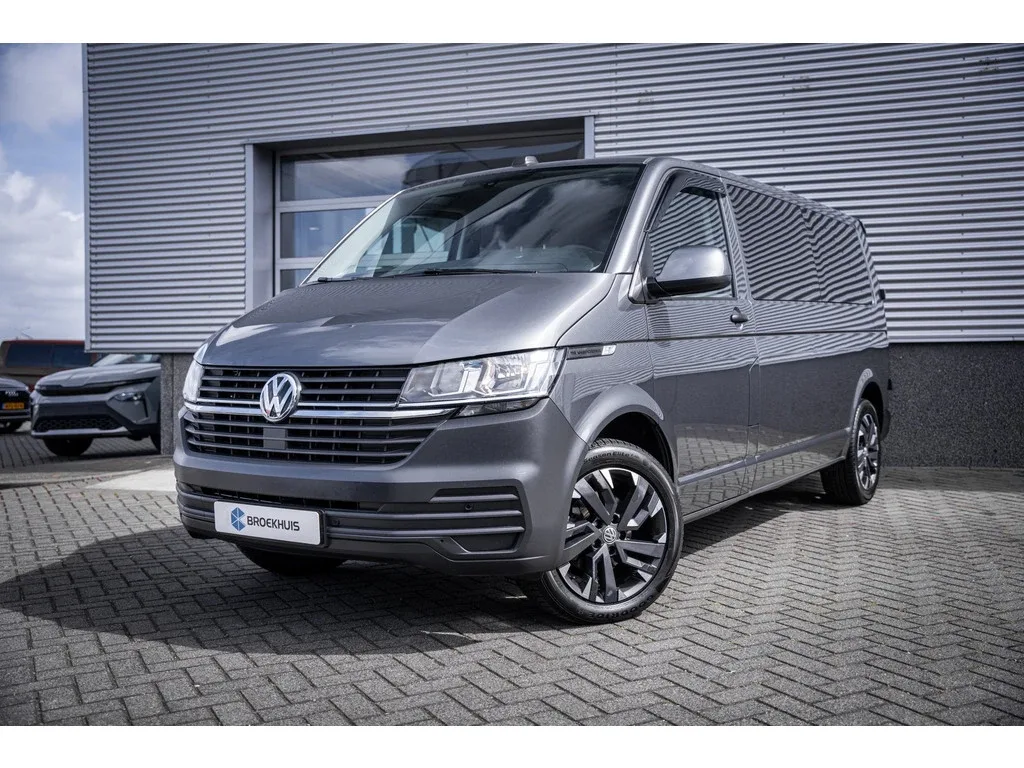 Volkswagen Transporter (2023) — foto 1