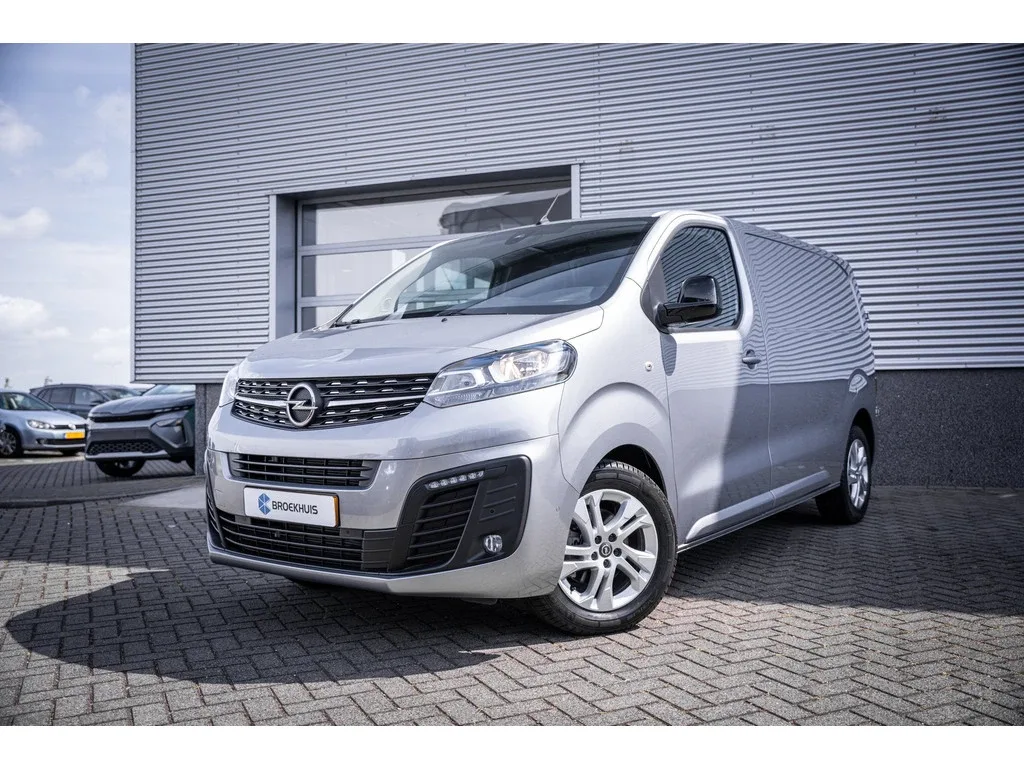 Opel Vivaro (2024) — foto 1
