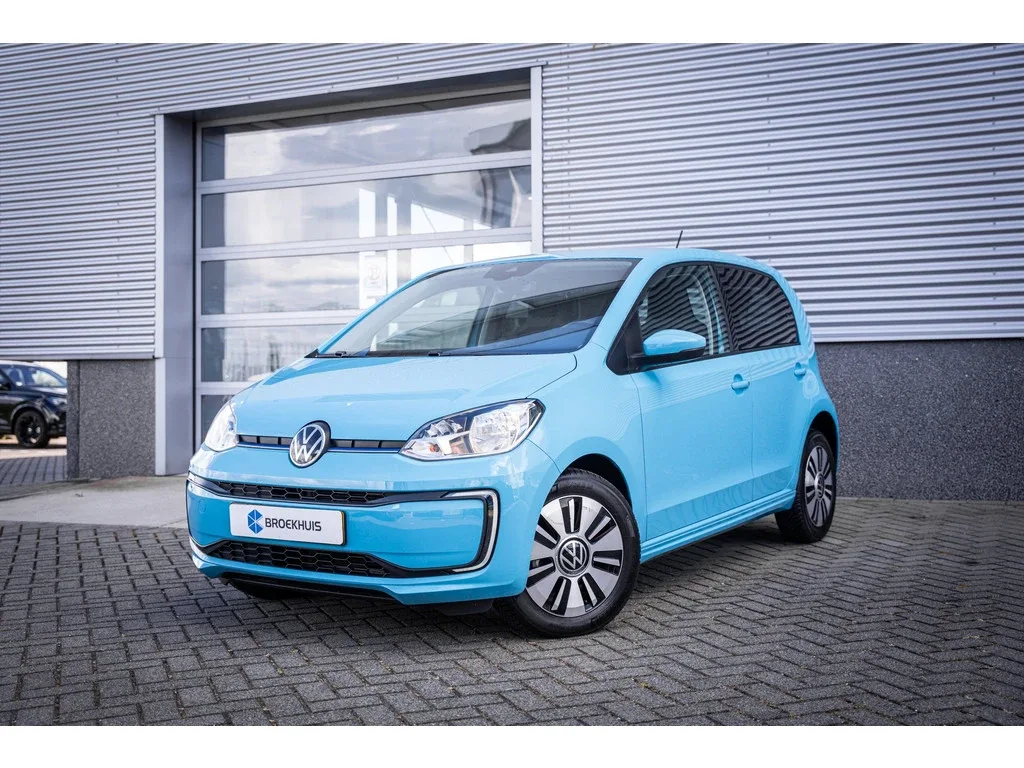 Volkswagen E-up! (2022) — foto 1