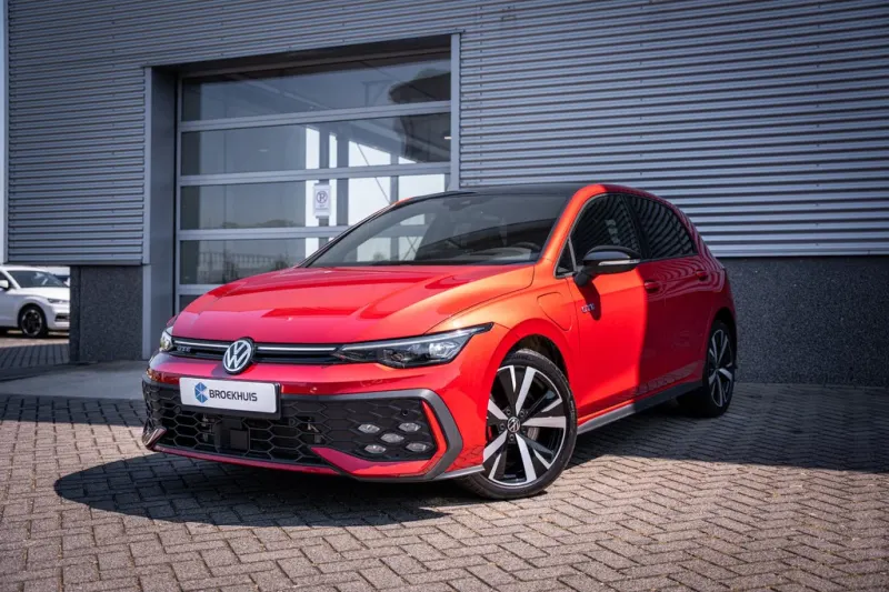 Volkswagen Golf (2025)