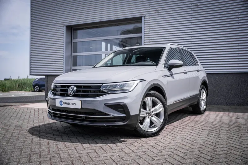 Volkswagen Tiguan (2022)