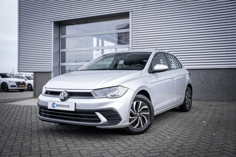 Volkswagen Polo (2023)