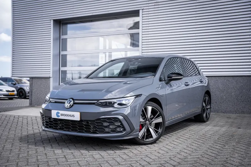 Volkswagen Golf (2022)