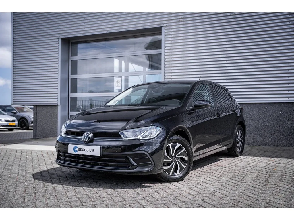 Volkswagen Polo (2024) — foto 1