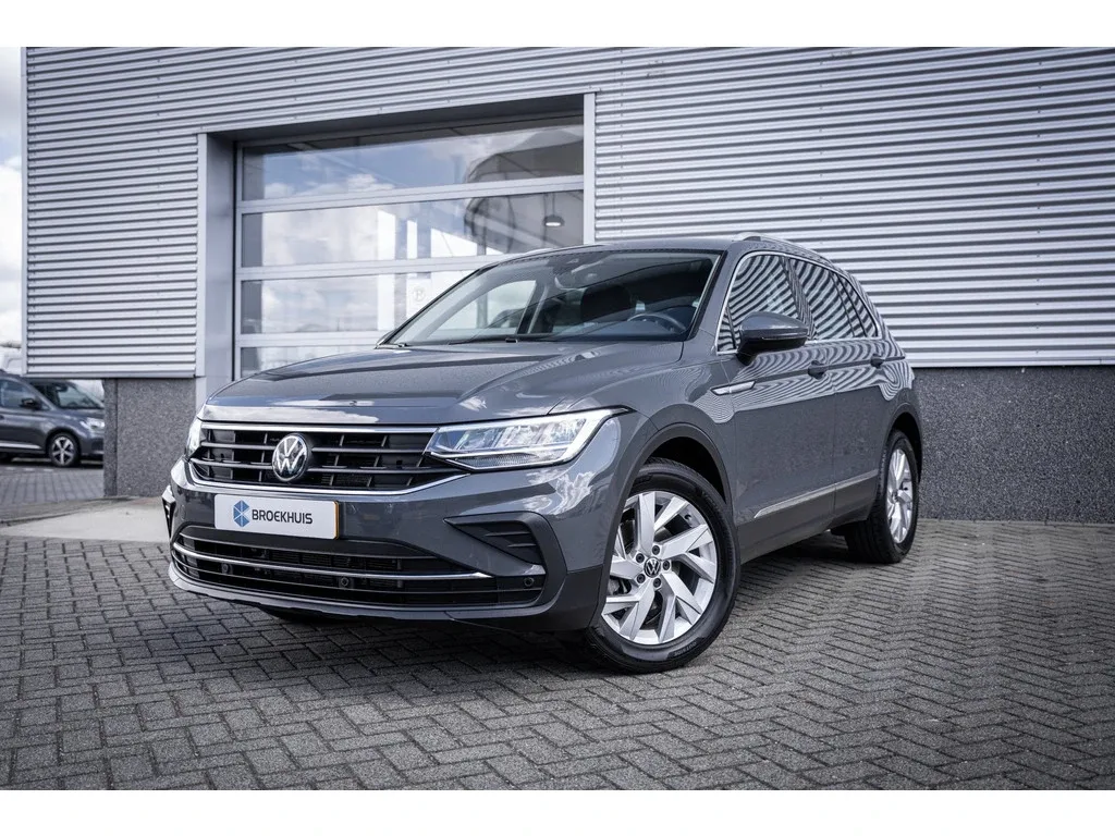 Volkswagen Tiguan (2023) — foto 1