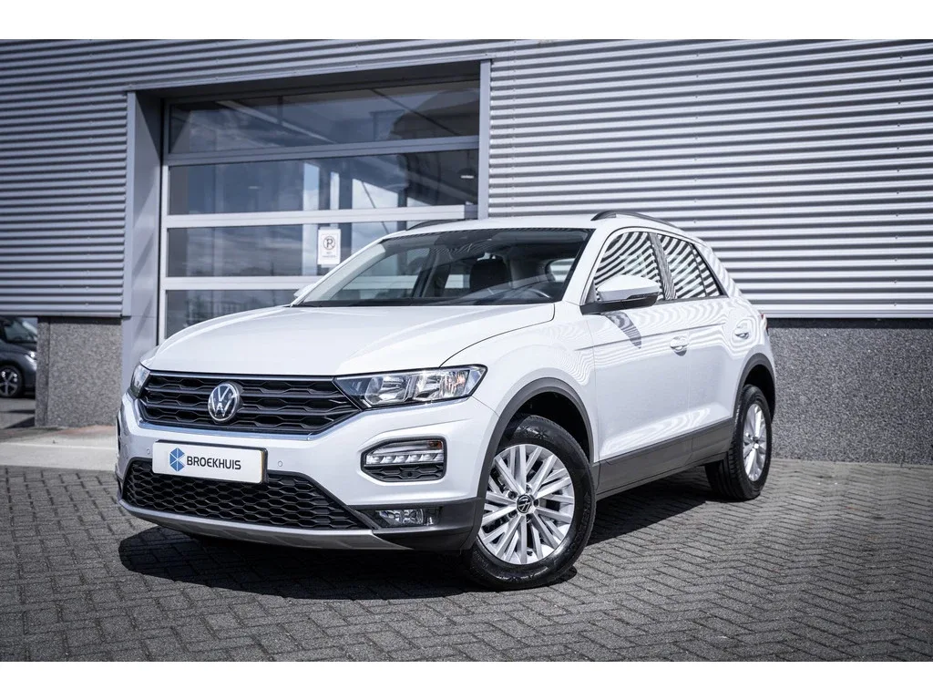 Volkswagen T-Roc (2021) — foto 1