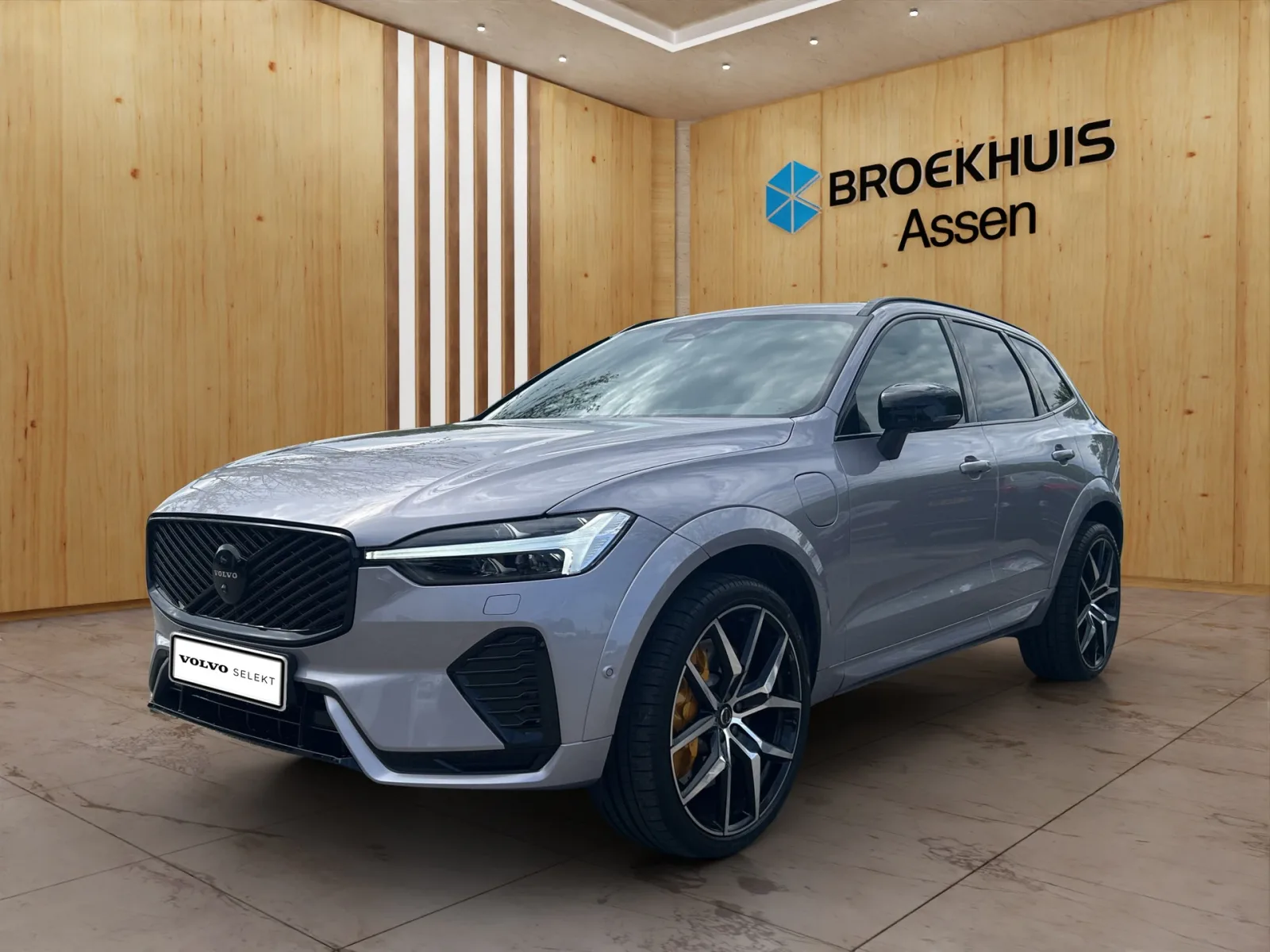 Volvo XC60 (2026) — foto 1