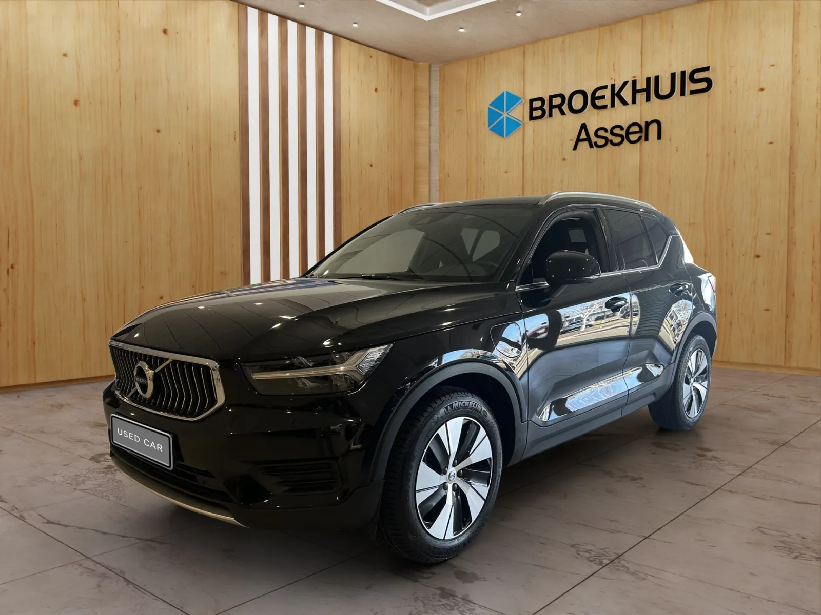 Volvo XC40 (2021) — foto 1