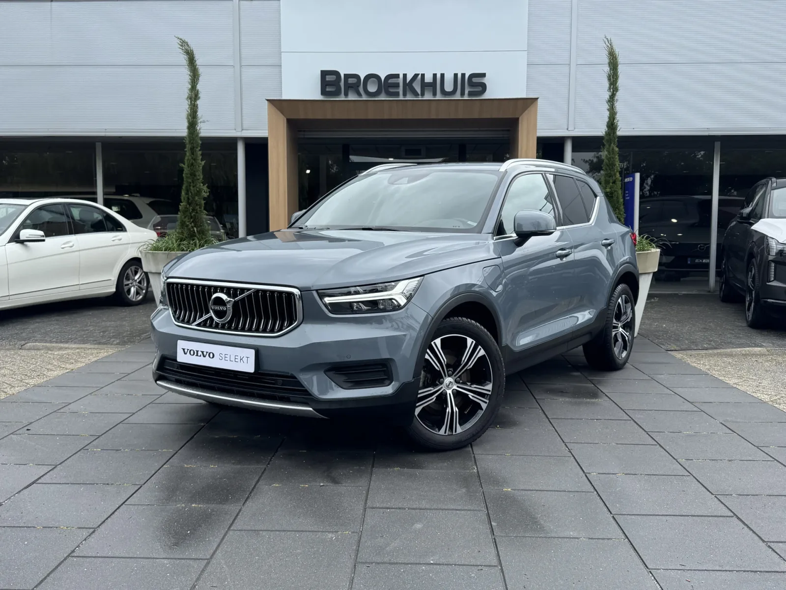 Volvo XC40 (2022) — foto 1