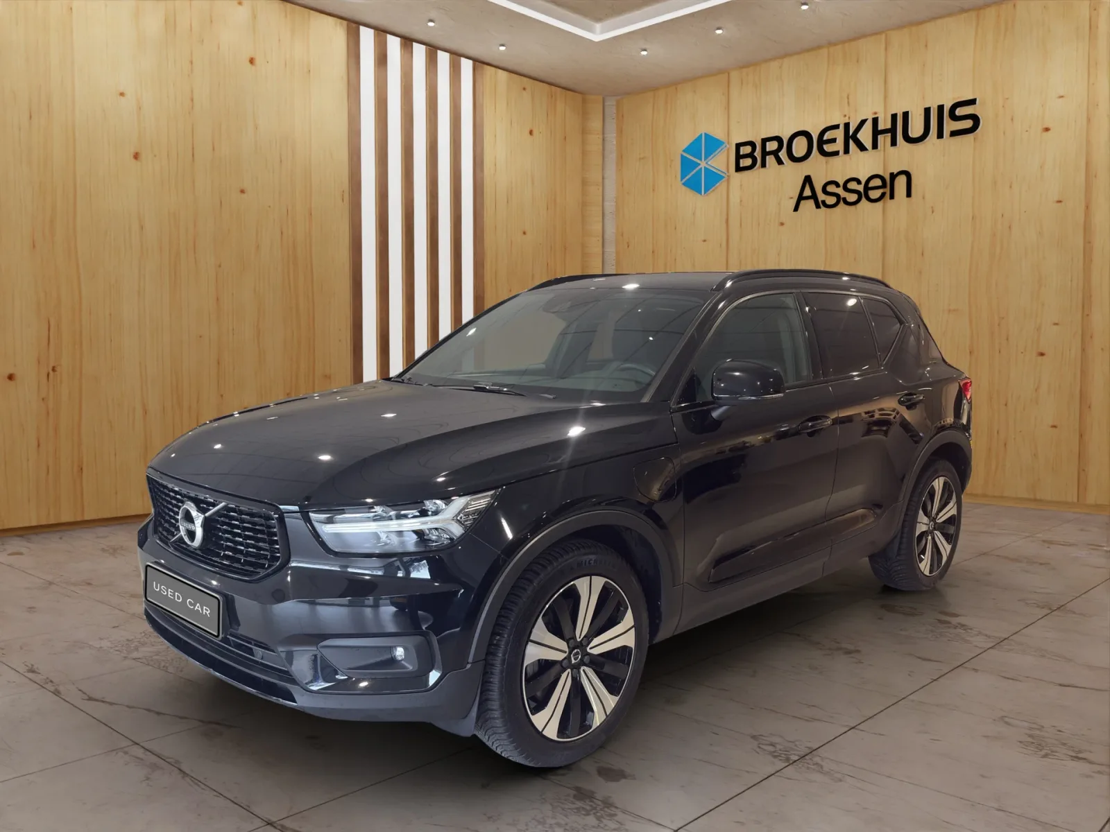 Volvo XC40 (2020) — foto 1