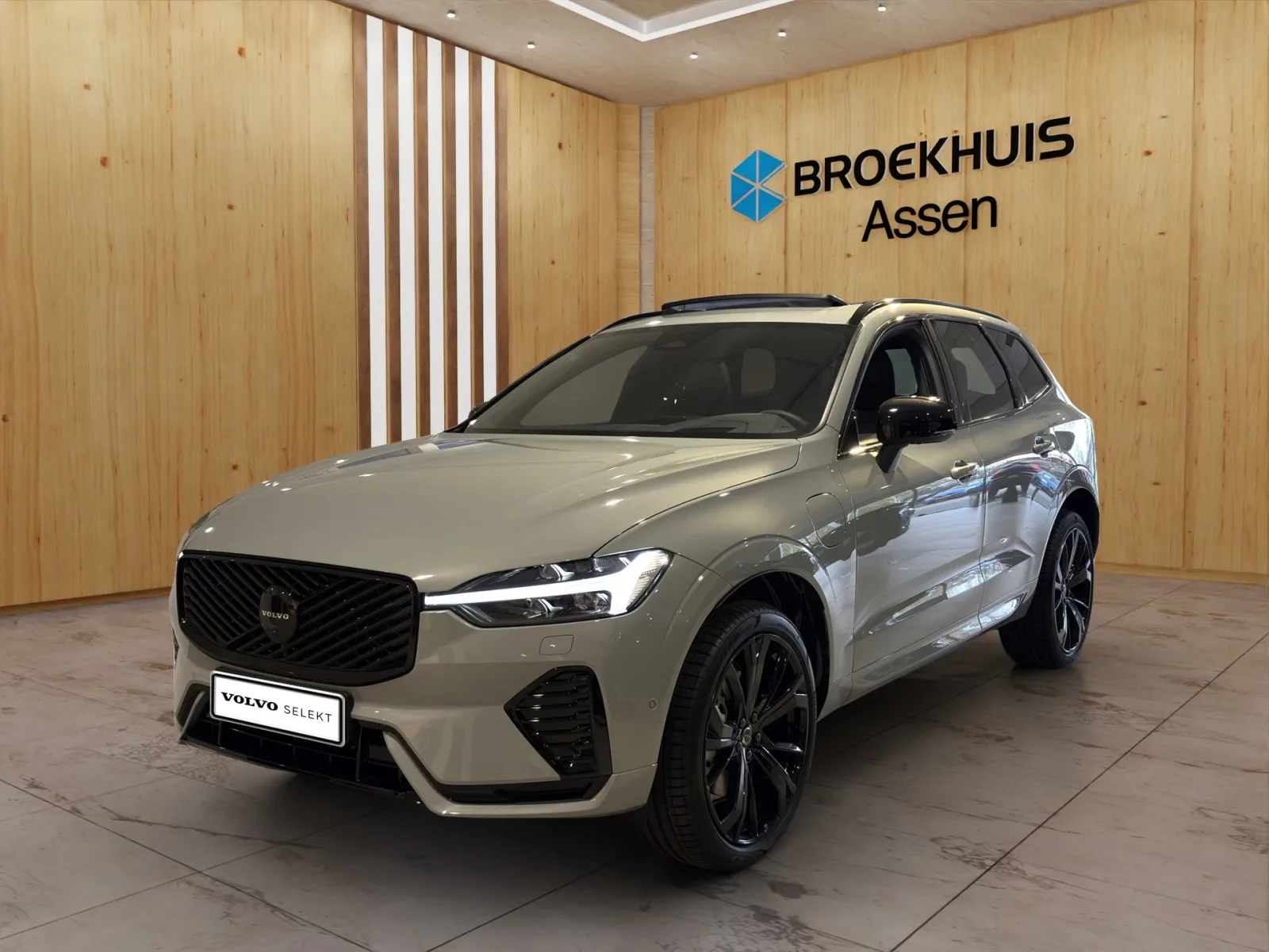 Volvo XC60 (2026) — foto 1