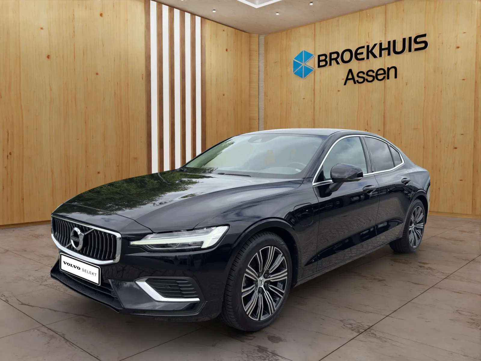 Volvo S60 (2022) — foto 1