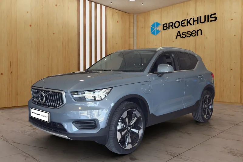 Volvo XC40 (2022)