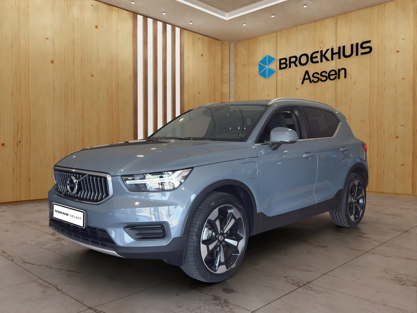 Volvo XC40 (2022) — foto 1