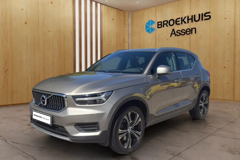 Volvo XC40 (2022)