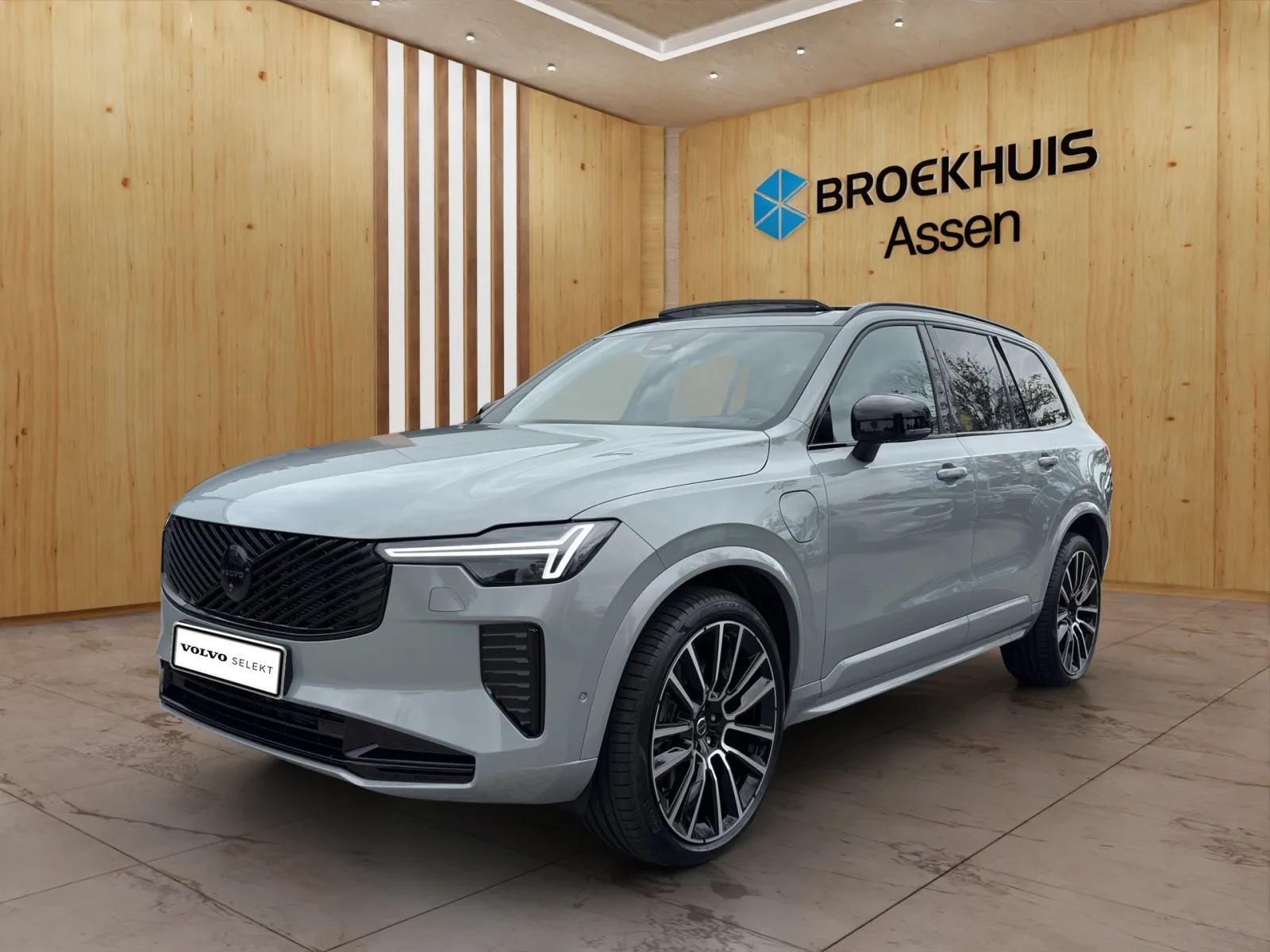 Volvo XC90 (2026) — foto 1
