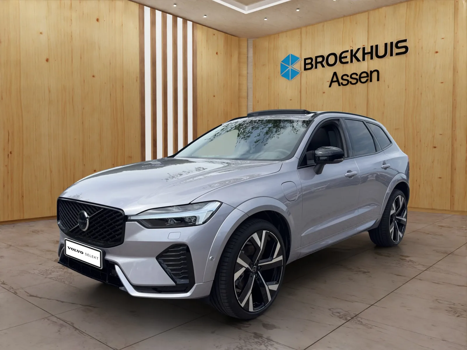 Volvo XC60 (2026) — foto 1