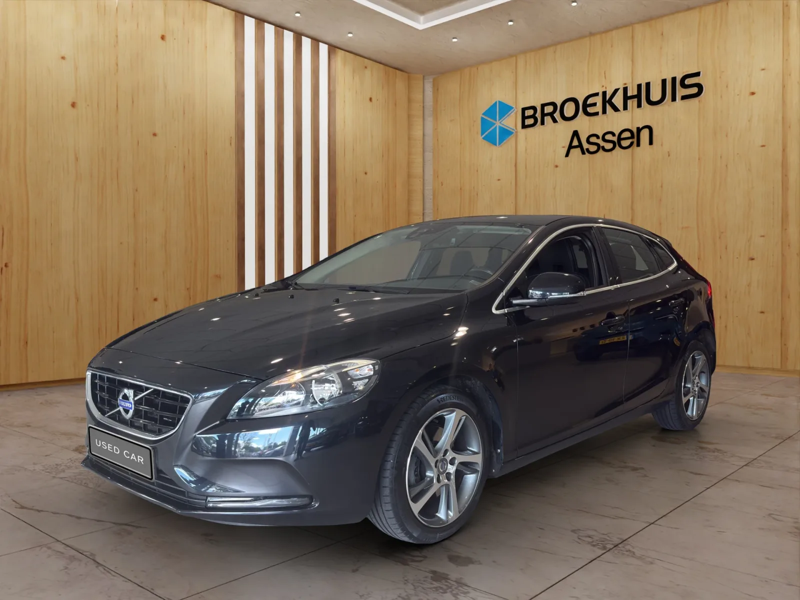 Volvo V40 (2015) — foto 1