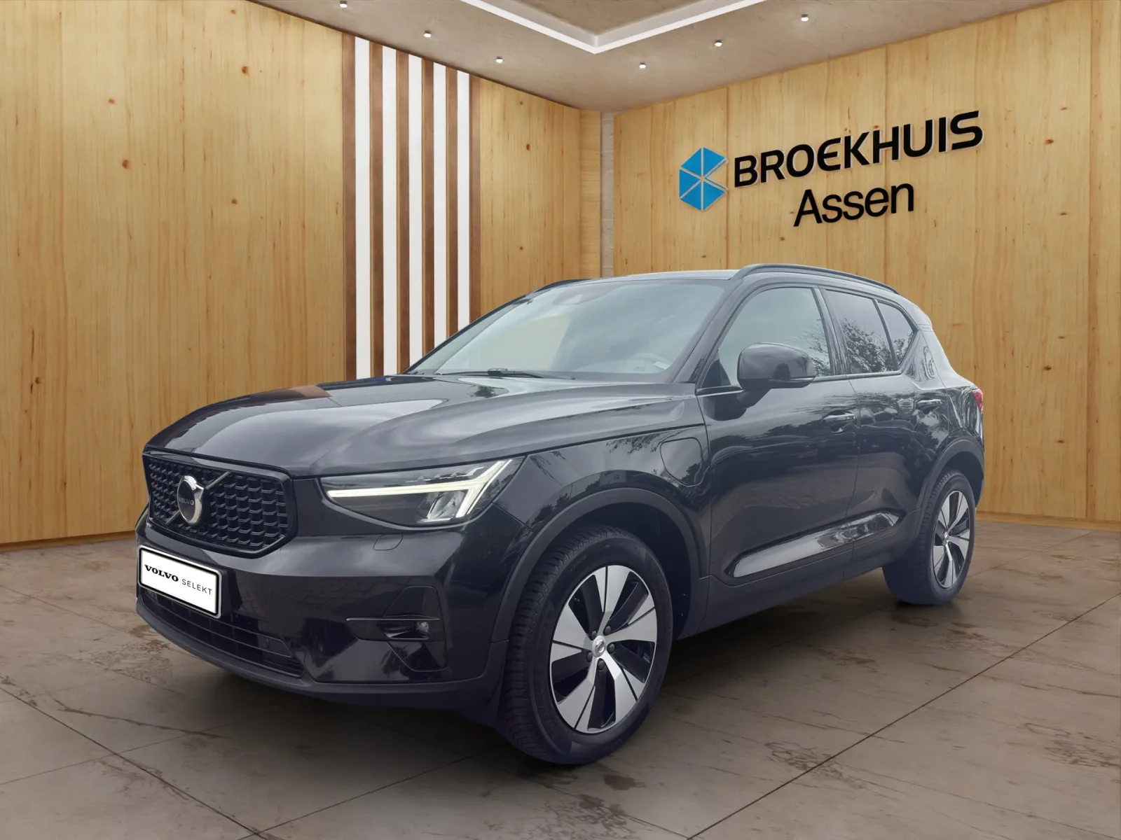 Volvo XC40 (2022) — foto 1